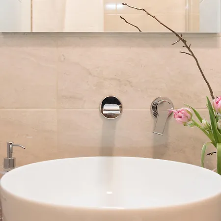 Bed & Breakfast Approdo Ripetta 4*