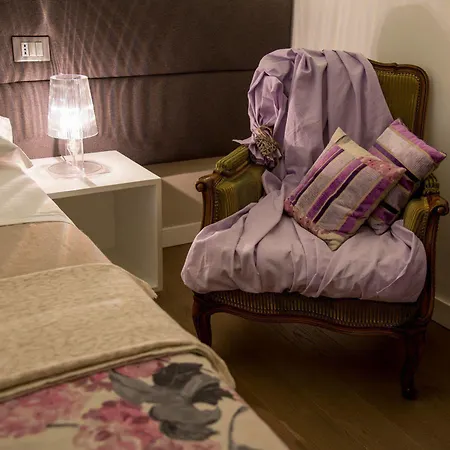 Approdo Ripetta Nocleg ze śniadaniem 4*