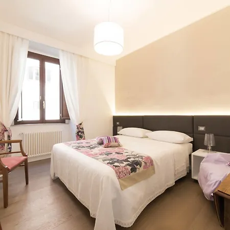 Approdo Ripetta Rome